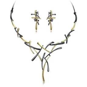 Elegant Crisscross Design Necklace and Earrings Fashion Jewelry Set