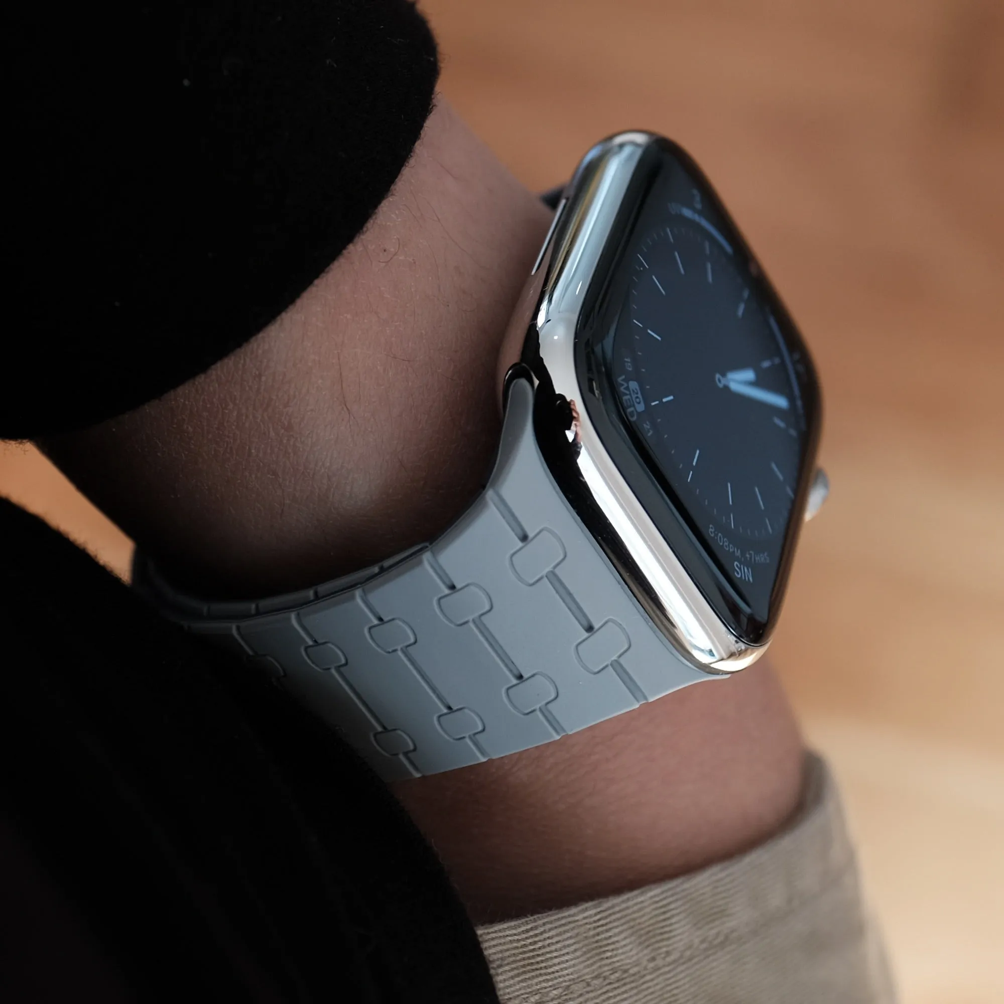 MagnaLoop Apple Watch Band